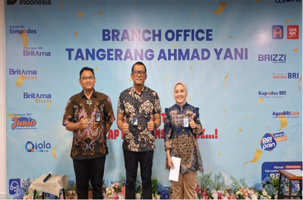 BRI KC Tangerang Ahmad Yani Berikan Apresiasi kepada Pekerja Berprestasi yang Berhasil Melampaui Target Kinerja