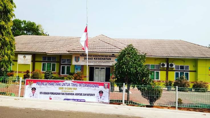 Dinas Kesehatan Way Kanan diduga tutup mata terkait kejadian dugaan Malapraktik yang terjadi beberapa waktu lalu.