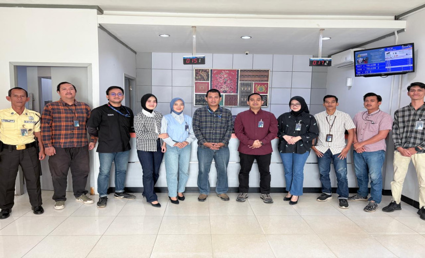 BRI UNIT Cikotok Terapkan BRILiaN Ways untuk Perkuat Kepercayaan Nasabah Wilayah Tambang