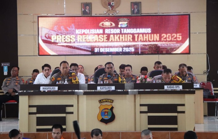 Konferensi Pers Rilis Akhir Tahun 2025, Polres Tanggamus Paparkan Capaian Kinerja dan Strategi Kamtibmas