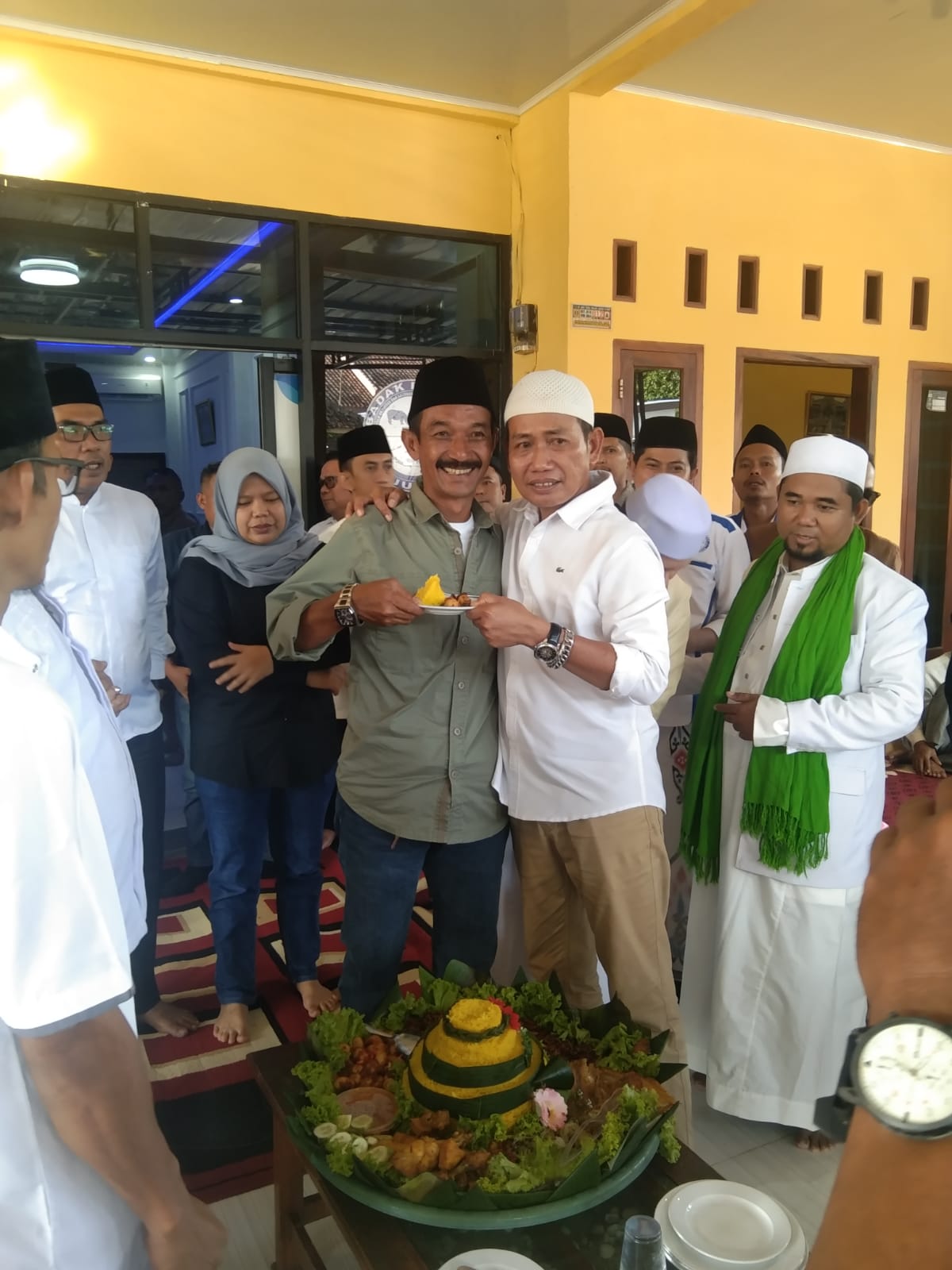Ormas Badak Banten Perjuangan Menggelar Istighosah di Kantor Pusat