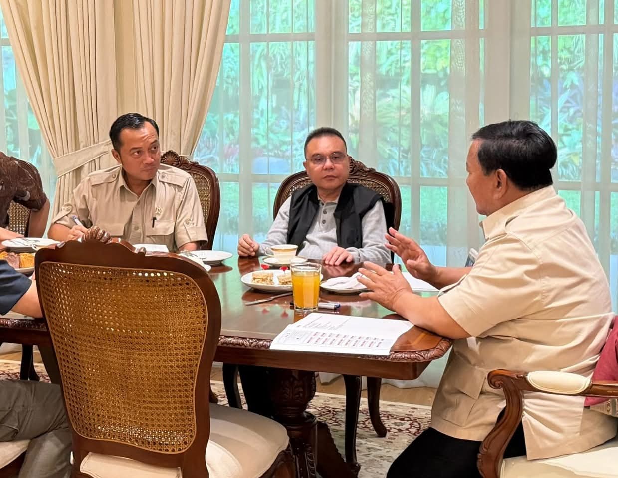 Presiden Prabowo Bahas Pemulihan Pascabencana dan Penugasan Awal Tahun