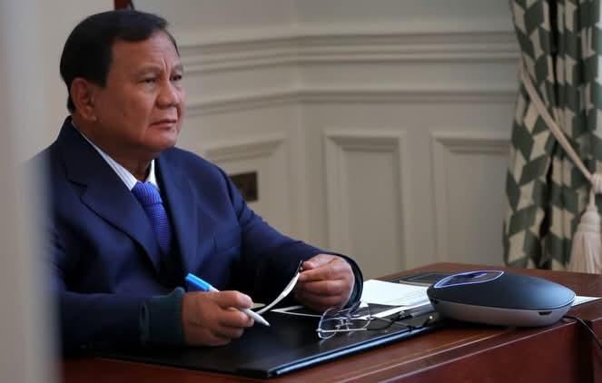 Dari London, Presiden Prabowo Pimpin Rapat Terbatas Bahas Penertiban Kawasan Hutan