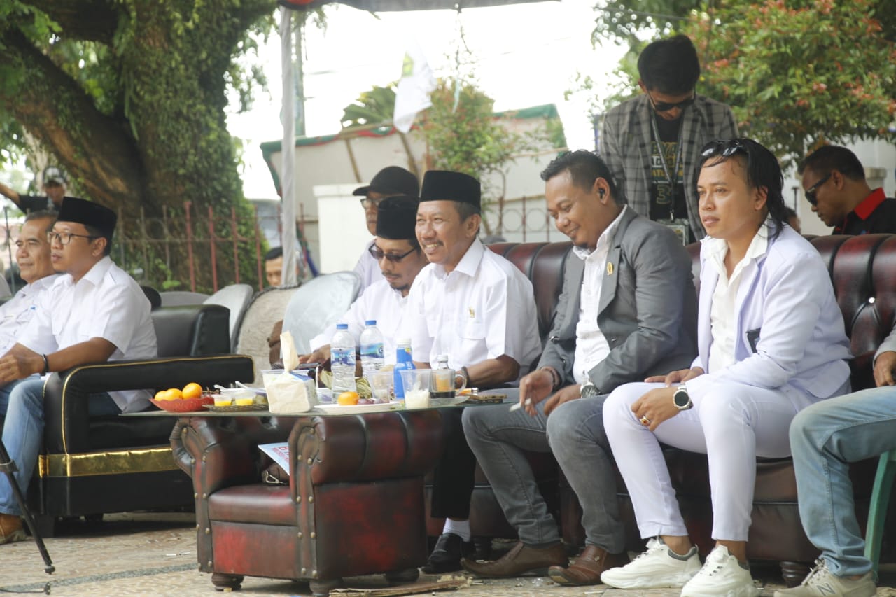 Diduga Cederai Marwah LSM: Sejumlah Pimpinan Lembaga di Lebak ‘Kutuk’ Pernyataan Oknum Pengusaha Pemenang Lelang Pematangan Lahan Huntara