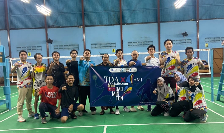 Komunitas Pengusaha Tangan di Atas dan PT. AMJ Berkolaborasi Gelar Turnamen Bulu Tangkis “Sinergi Bergerak”