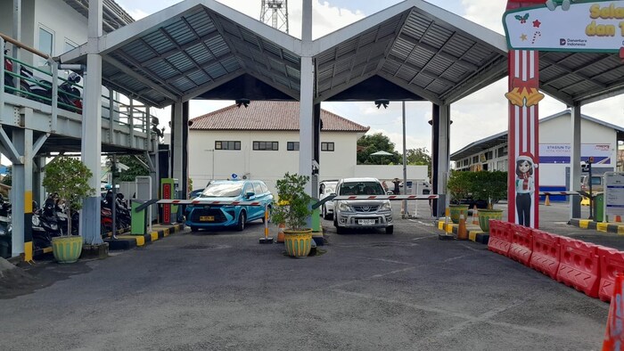 Selama Libur NATARU, KAI Services Himbau Pengendara untuk Parkir di Area Parkir Resmi