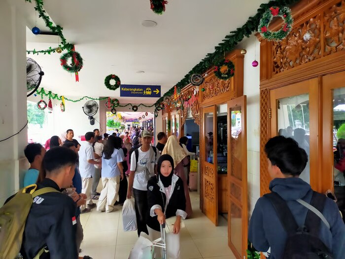 Libur Isra’ Mi’raj Dongkrak Mobilitas, KAI Daop 7 Madiun Layani 42.537 Pelanggan