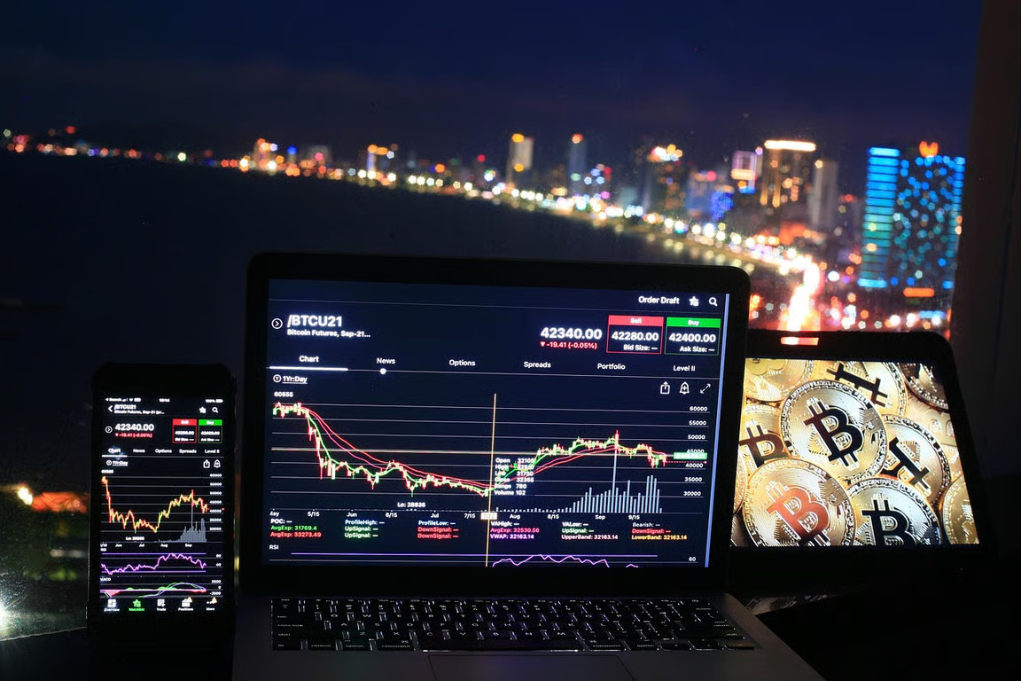 Strategi Imbal Hasil Pasif Kripto Mulai Menggantikan Perdagangan Aktif di Tengah Pasar yang Lebih Hati-Hati