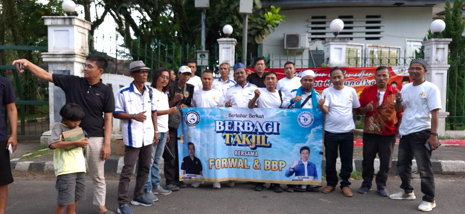 Forwal dan BBP Lebak Berbagi Takjil dan Buka Nersama.
