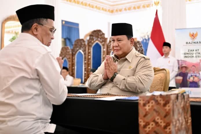 Presiden Prabowo dan Kabinet Merah Putih Serahkan Zakat di Istana Negara
