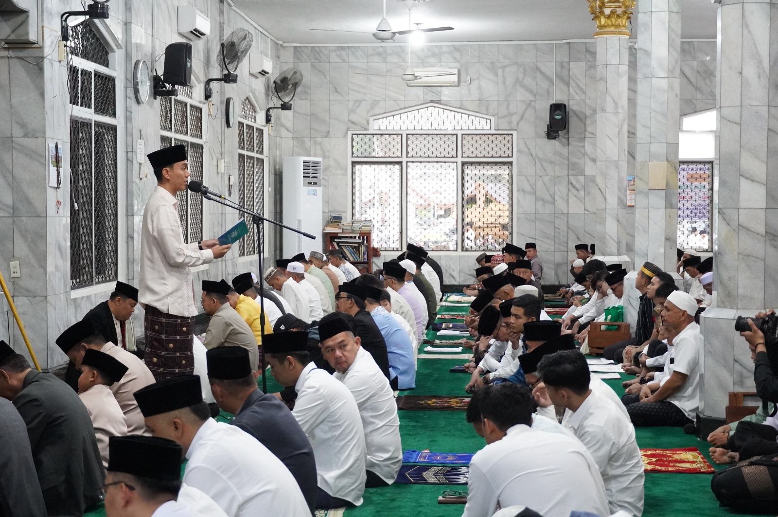 Idul Fitri: Momen Mempererat Solidaritas Antara Pemerintah dan Warga