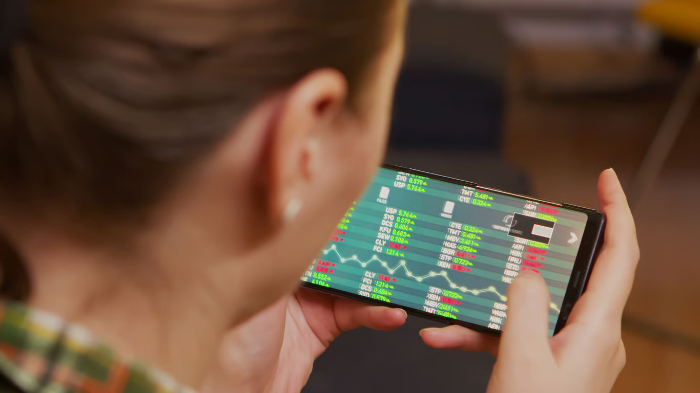 HSB Investasi Dinobatkan sebagai Best OTC Broker dan GOFX Broker oleh ICDX