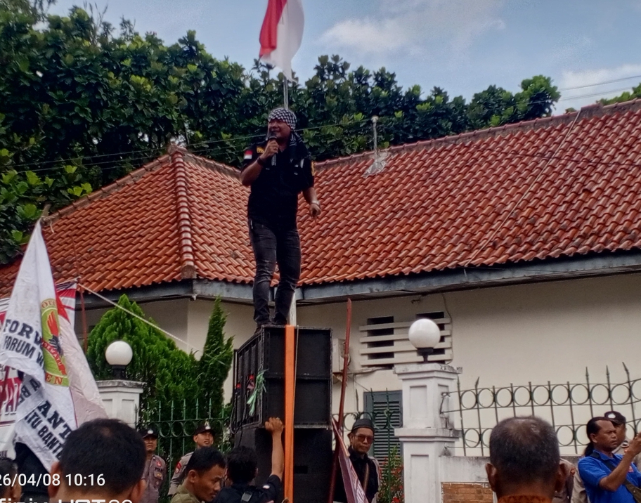 ALARM Lebak Nyalakan: Kritik Tajam di Depan DPRD, General Lapangan Aksi: Akumulasi Keresahan Masyarakat Perlu Disuarakan