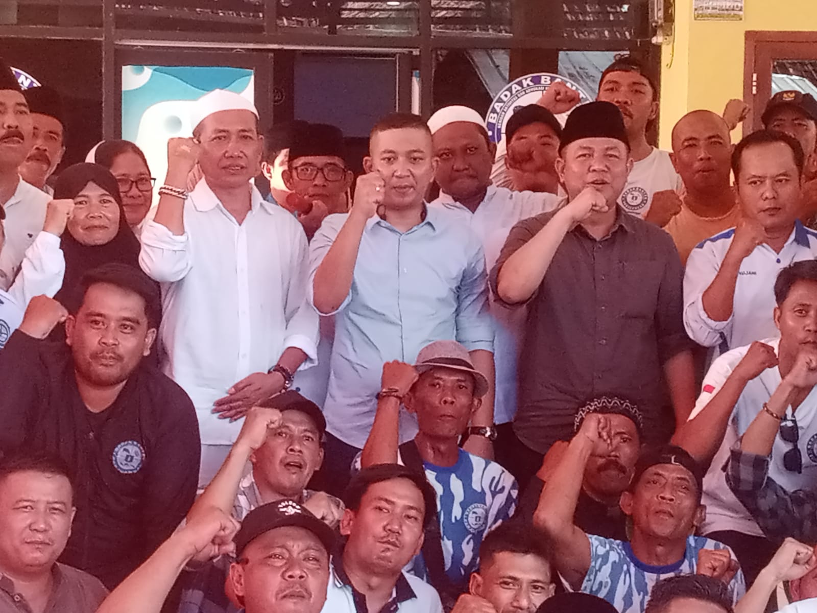Halal Bihalal: Ormas Badak Banten Perjuangan di kantor pusat DPP: Untuk  Mempererat  Silaturahmi 