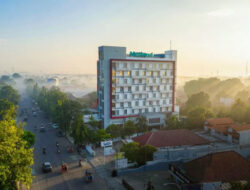 Hadirkan Nostalgia Permainan Tradisional, Metland Hotel Cirebon Gelar Dolan Sore & Pasar Dadakan