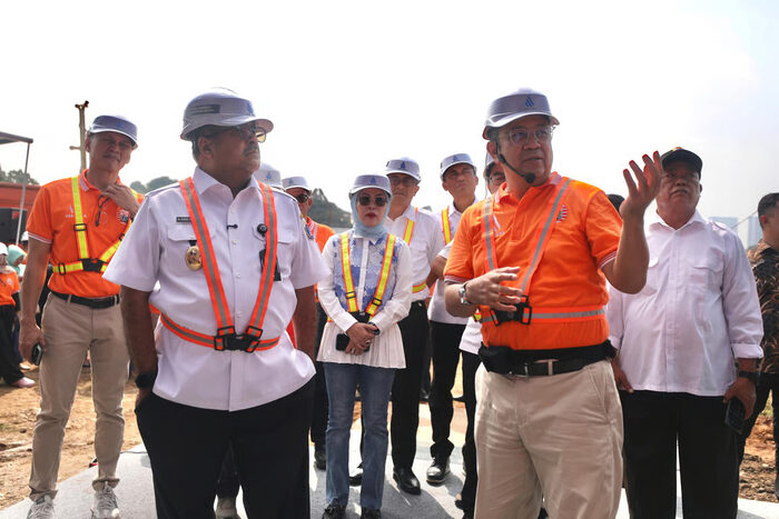 Warga Semanan Kini Nikmati Layanan Dari IPA Portabel PAM JAYA