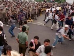 Aktivis Mahasiswa Serukan Perdamaian Dalam Peringatan Tragedi Trisakti