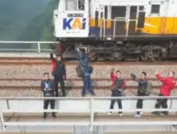 KAI Daop 2 Bandung Larang Masyarakat Masuki Area Terbatas Perekeretaapian Demi Keselamatan