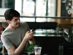 Kenapa Bank dengan Layanan Digital Mulai Jadi Pilihan Generasi Produktif