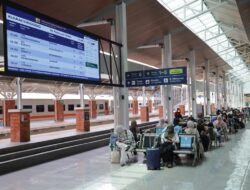 KAI Daop 2 Bandung Himbau Pelanggan Datang Lebih Awal ke Stasiun, Antisipasi Kepadatan Arus Lalu Lintas Saat Kirab Budaya Milangkala Tatar Sunda 2026