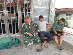 Babinsa Koramil 03 Pegasing Perkuat Silaturahmi dan Kebersamaan Melalui Komsos Bersama Masyarakat Desa Arul Latong