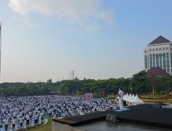 Didukung Embassy of India, Unesa Pecahkan Rekor MURI dengan Peserta Disabilitas Terbanyak dalam Yoga Bersama