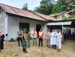Babinsa Koramil 04/Bintang Laksanakan Komsos Bersama Masyarakat dan Bhabinkamtibmas di Desa Sintef