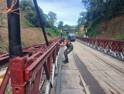Pengecekan Rutin Dilakukan Agar Masyarakat Aman Saat Melintasi Jembatan Bailey