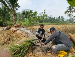 Merasa Kecolongan, TPM P3A Cipta Abadi Bongkar Bangunan Irigasi yang Tidak Sesuai Spesifikasi