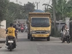 Warga Citeras Keluhkan Truk Diduga Pengangkut Tanah Galian Melintas di Luar Jam Operasional