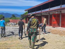 Babinsa Koramil 01/Bandar Ikut Aktif Mendukung Pembangunan KDKMP di Wilayah Binaan