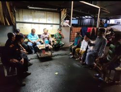 Koramil 06/Cakung Dan Komduk Perkuat Kamtibmas Melalui Patroli Siskamling Di Penggilingan