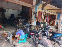 Babinsa Koramil 01/Lut Tawar Perkuat Silaturahmi dengan Warga Desa Bukit Melalui Komsos
