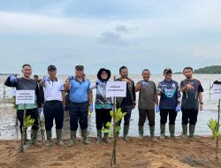 Danlanal Bintan Wakili Dankodaeral IV Hadiri Aksi Penanaman Mangrove Serentak Hari Mangrove Sedunia 2026