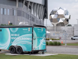 Temukan Ketenangan di Tengah Riuhnya Stadion: Hisense Hadirkan Pengalaman FIFA World Cup 2026™ yang Lebih Inklusif Lewat Mobile Sensory Vehicles di 16 Kota Tuan Rumah