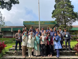 Holding Perkebunan Nusantara Perkuat Kompetensi Petani melalui Kelas Budidaya Teh