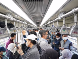 Agar Perjalanan Lebih Nyaman, Ini Tips Menggunakan LRT Jabodebek Saat Jam Sibuk