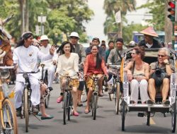 Belajar dari Indonesia: Ketika Sebuah Negeri Mengubah Cara Pandang Hidup