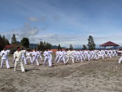 58 Personel Polres Bener Meriah Ikuti Latihan Bela Diri Polri Jelang UKP, Pastikan Siap Secara Fisik dan Mental