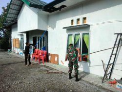 Semarakkan HUT RI ke-81, Koramil 02/Wih Pesam Lakukan Pengecatan Kantor