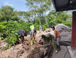 Semangat Gotong Royong, Babinsa Koramil 01/Bandar Wujudkan Kesejahteraan Masyarakat Lewat Pembangunan KDKMP