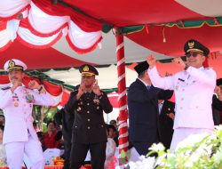 Lanal Nias Pukau Tamu Undangan di Upacara HUT Ke-81 RI, Komandan Lanal Bersama Forkopimda Nias Selatan Joget Bersama Tarian Kreasi