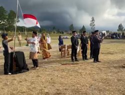 Drama Kolosal “BANGKITLAH INDONESIAKU” Binaan Danramil 03/TG Curi Perhatian Saat Penurunan Bendera Merah Putih HUT RI Ke-81