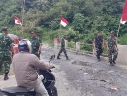 Danramil 01/Bandar Dampingi Tim Irjenad Kodam IM Tinjau Jembatan Aramco Di Kecamatan Bandar