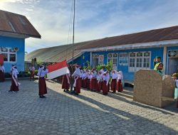 Merah Putih Berkibar di Sekolah-sekolah, Danramil Dan Babinsa Koramil 01/Bandar Jadi Pembina Upacara