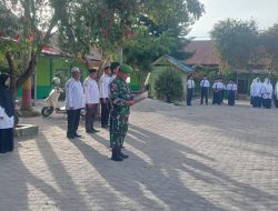 Tanamkan Semangat Patriot, Jajaran Koramil 06/Bukit Bina Upacara di 3 Sekolah Wilayah Bukit