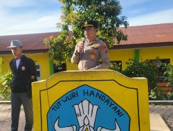 Kapolsek Bandar Jadi Pembina Upacara di SMA Negeri 1 Bandar, Ajak Pelajar Jauhi Kenakalan Remaja