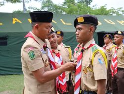 Cetak Generasi Muda Berjiwa Bahari, Danlanal Dumai Kukuhkan Anggota Saka Bahari