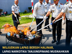 Wujudkan Lapas Bersih Halinar, Lapas Narkotika Tanjungpinang Musnahkan Barang Sitaan Hasil Razia Internal
