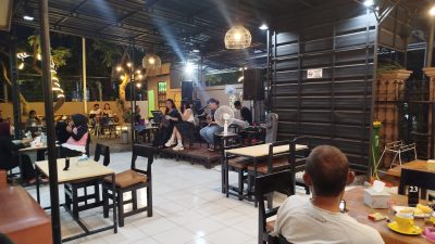 Plat E Caffe dan Resto Hadirkan Sensasi Kuliner dan Live Music di Jantung Kota Cirebon